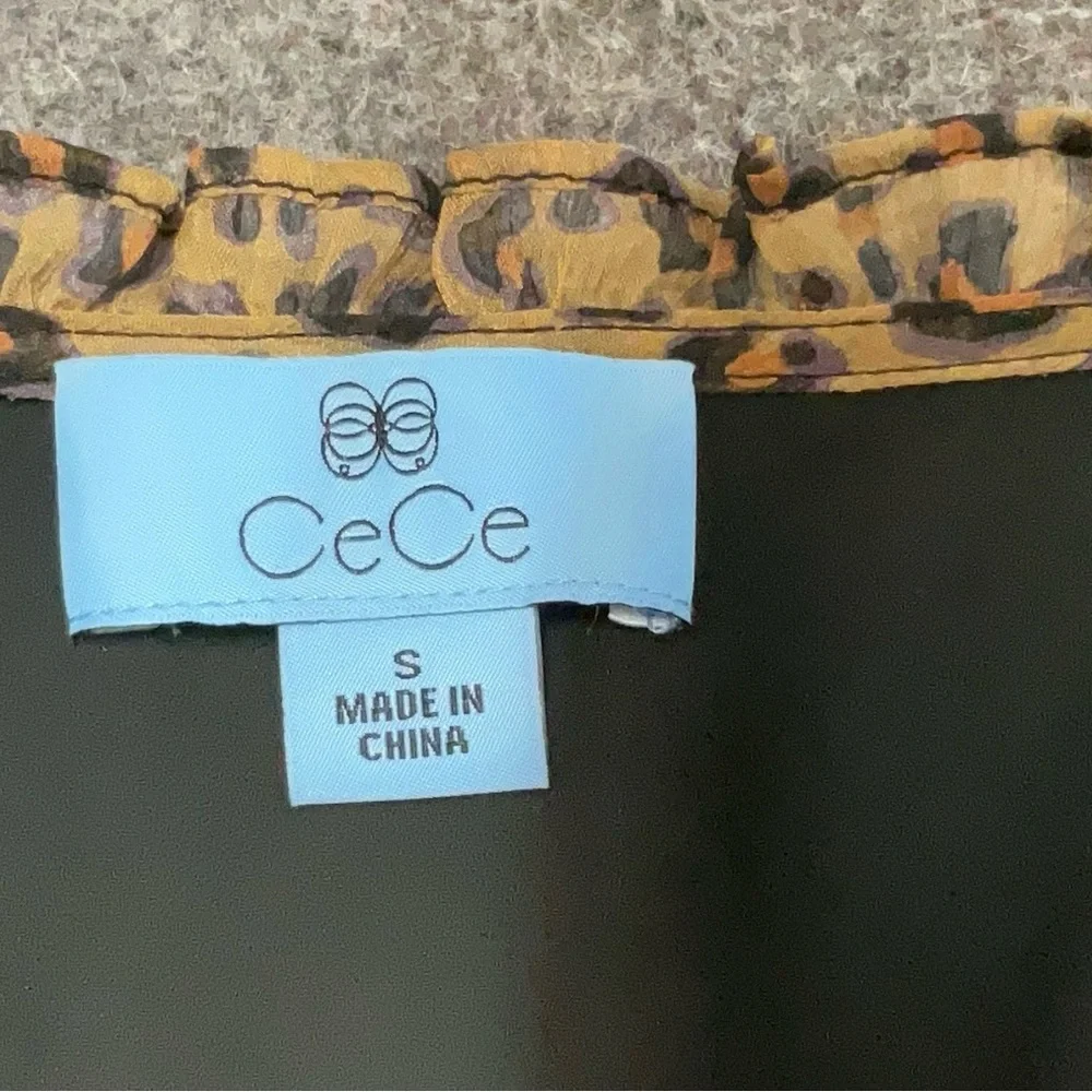 CeCe Leopard Print Ruffle Blouse - Picture 4 of 4